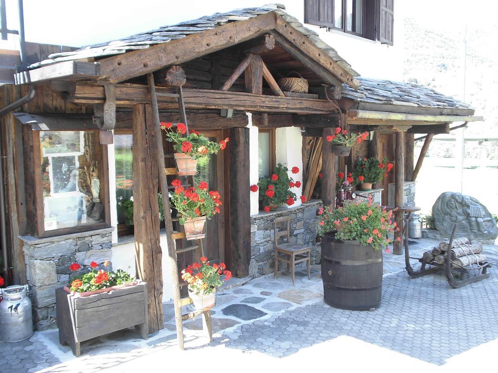 Maison Lazier Châtillon Exterior foto