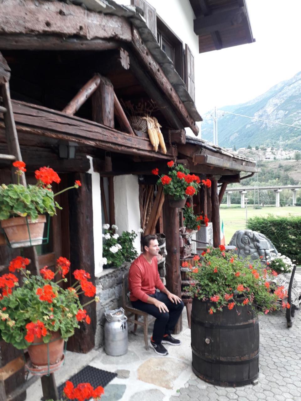 Maison Lazier Châtillon Exterior foto